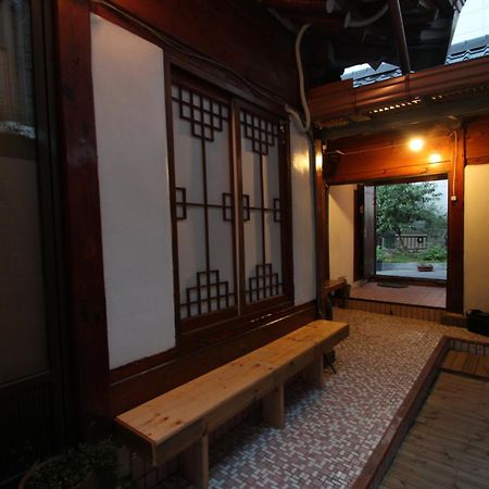 Icos Guesthouse 1 - Female Only Seul Exterior foto